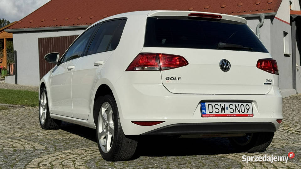 Volkswagen Golf VII 12 TSI 87 5drzwi Bały 2 kpl biały Motoryzacja Strzegom
