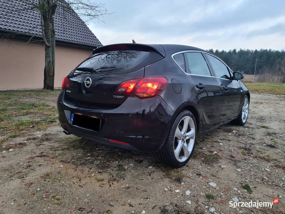 Opel Astra J 16 benzyna 180 Bezwypadkowy ABS Olsztyn