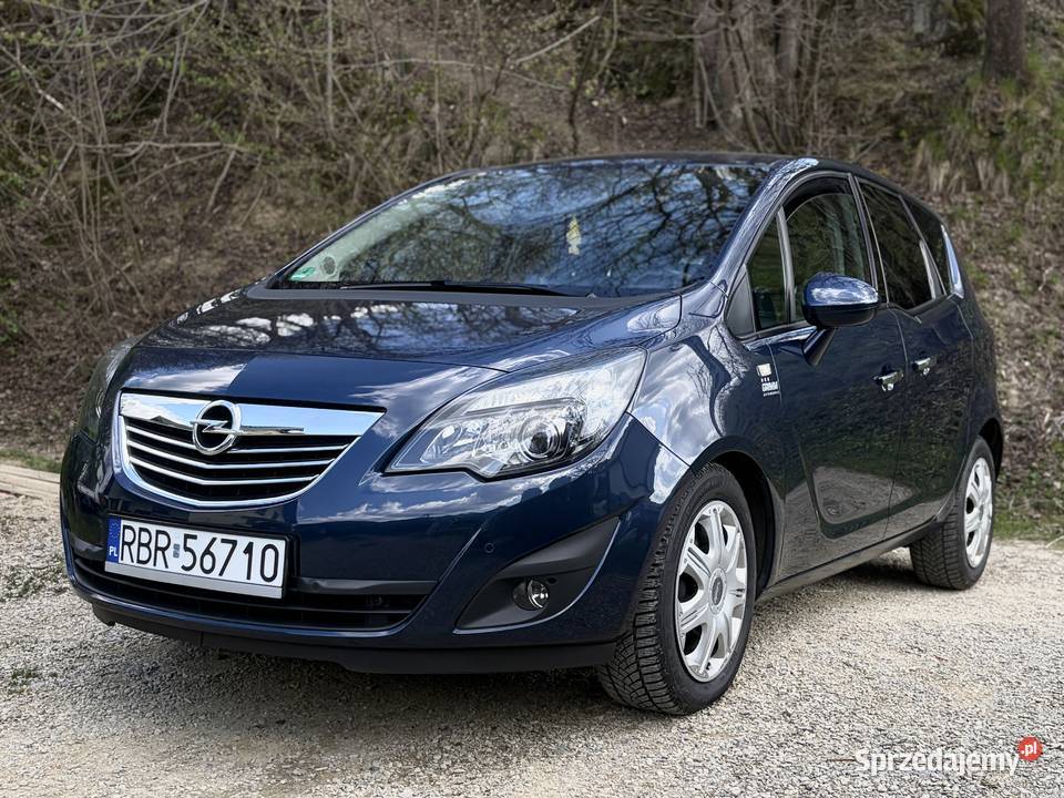 Opel Meriva II Mikrovan 14 Turbo ECOTEC 120 czujnik parkowania Blizne