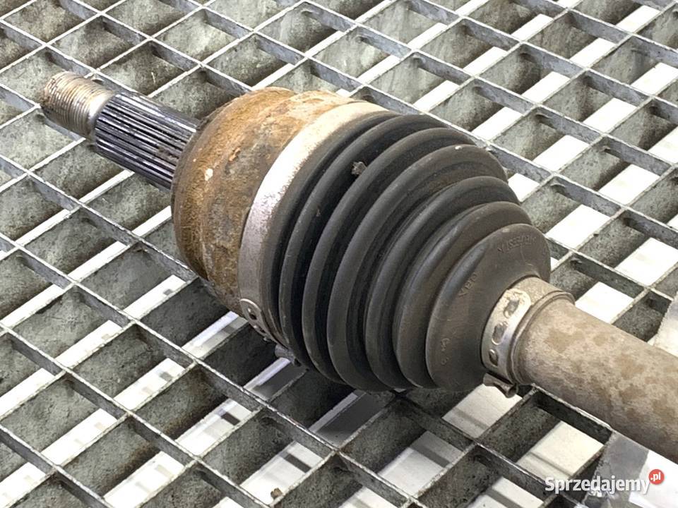 PÓŁOŚ PRAWY PRZÓD MITSUBISHI OUTLANDER III