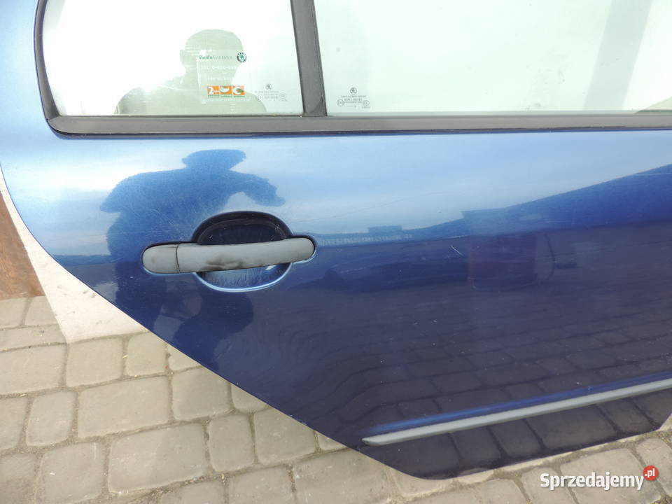 SKODA FABIA 1 HB 5D DRZWI PRAWY TYŁ 9462 Nowy Sącz