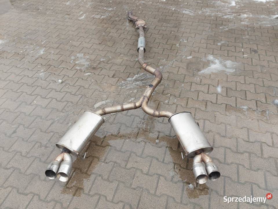 Subaru WRX STI 2015r tłumik wydech rura