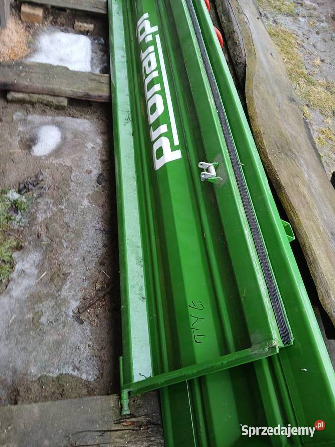 Przyczepa Burta nieuszkodzony Białopole