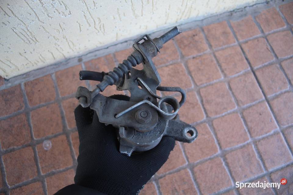 ZACISK HAMULCOWY LEWY TYŁ SEAT ALTEA 16