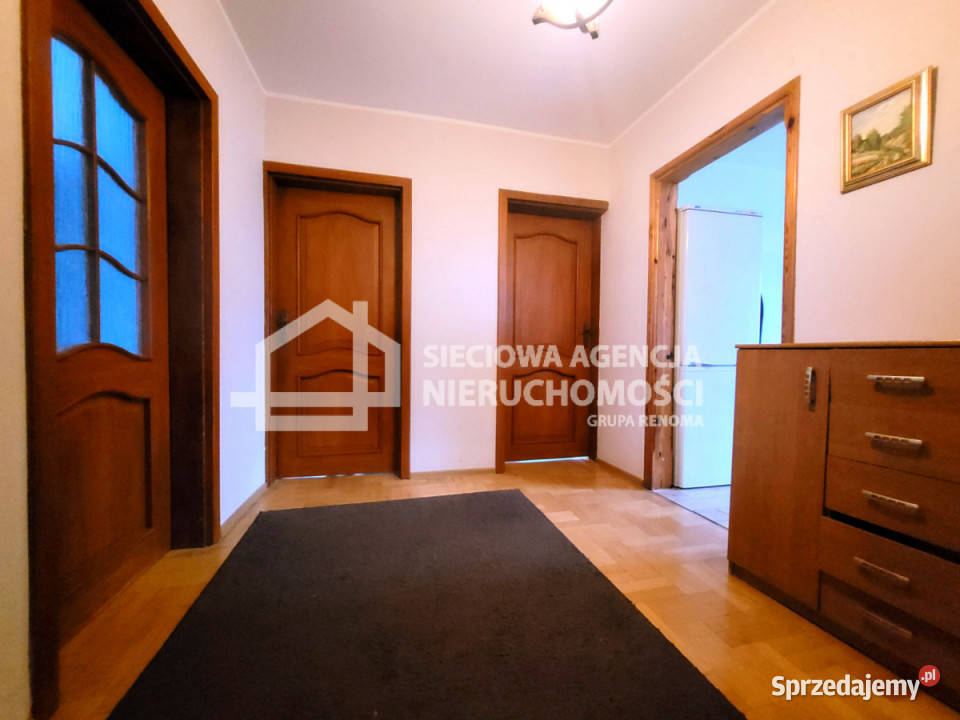 Dom wolnostojący sprzedam 380m2 Żukowo 690m2