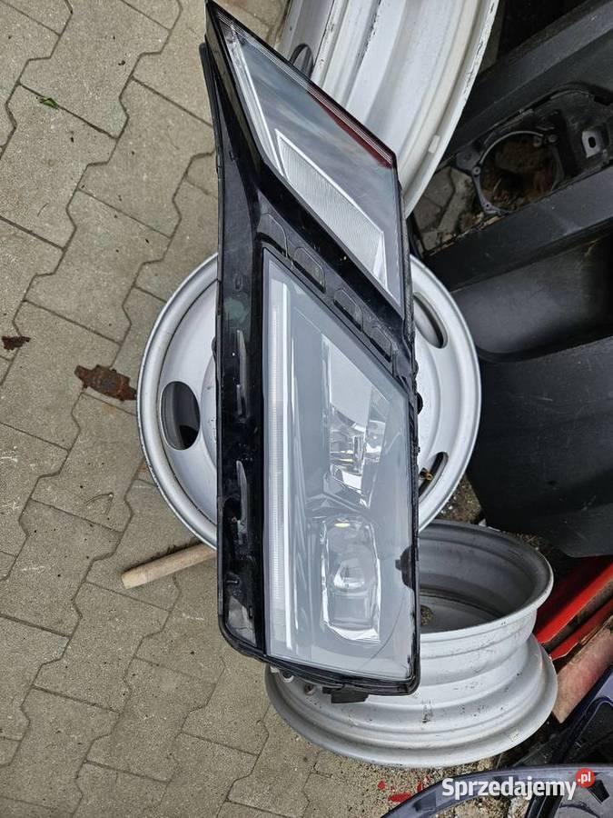 Skoda Oxtavia 3 III Lift Lampa Lewa Przednia małopolskie Skawina