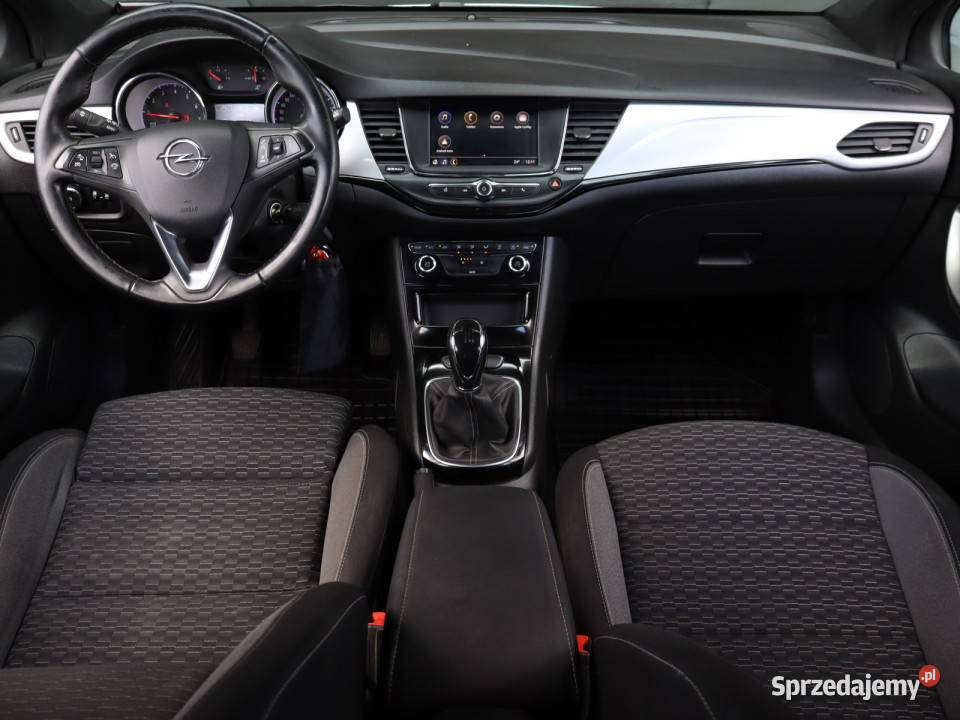 Opel Astra 12 Turbo pełny VAT Bielany Wrocławskie