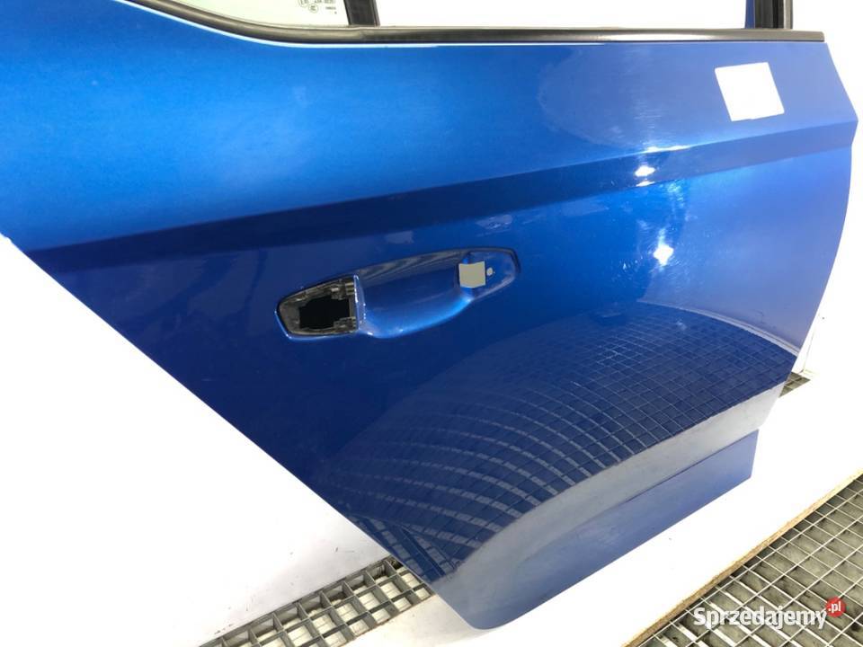 DRZWI PRAWY TYŁ SKODA FABIA III Hatchback