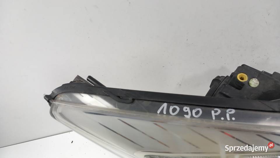 OPEL MERIVA B LAMPA PRZÓD PRAWA