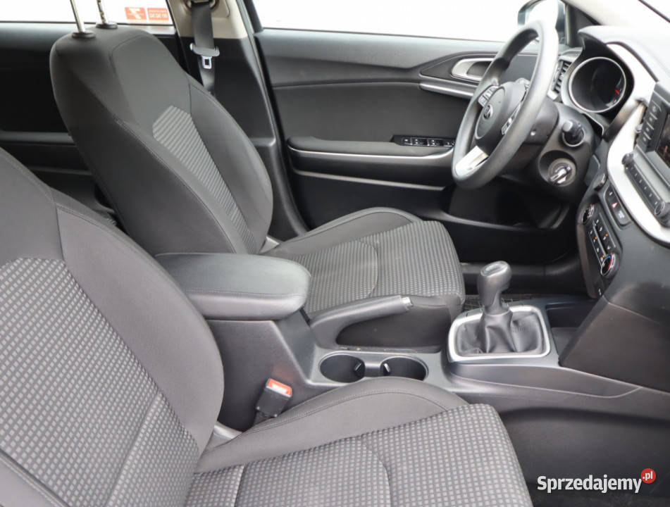 Kia Ceed 16 CRDi szary Samochody osobowe Piaseczno sprzedam