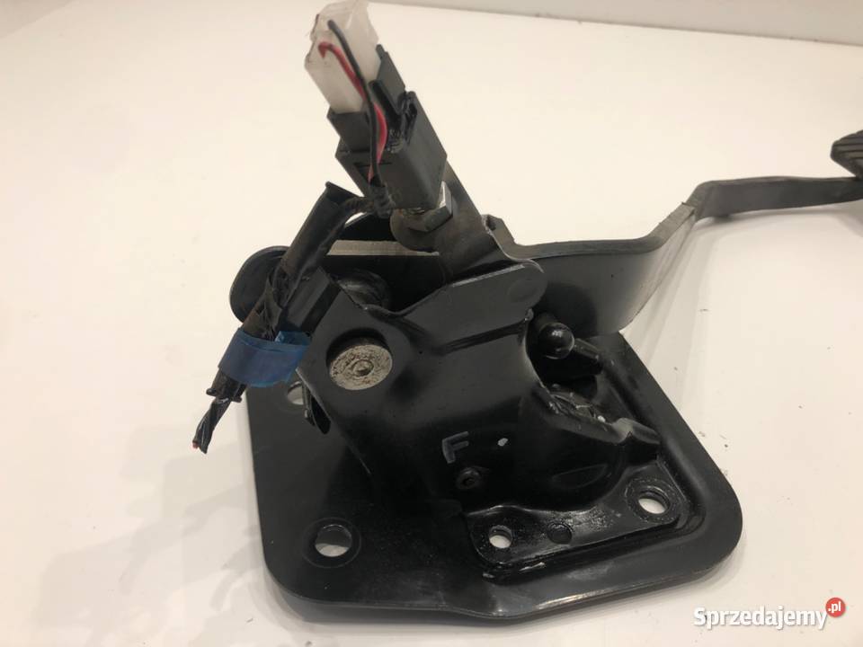 PEDAŁY MITSUBISHI LANCER VIII 18 116