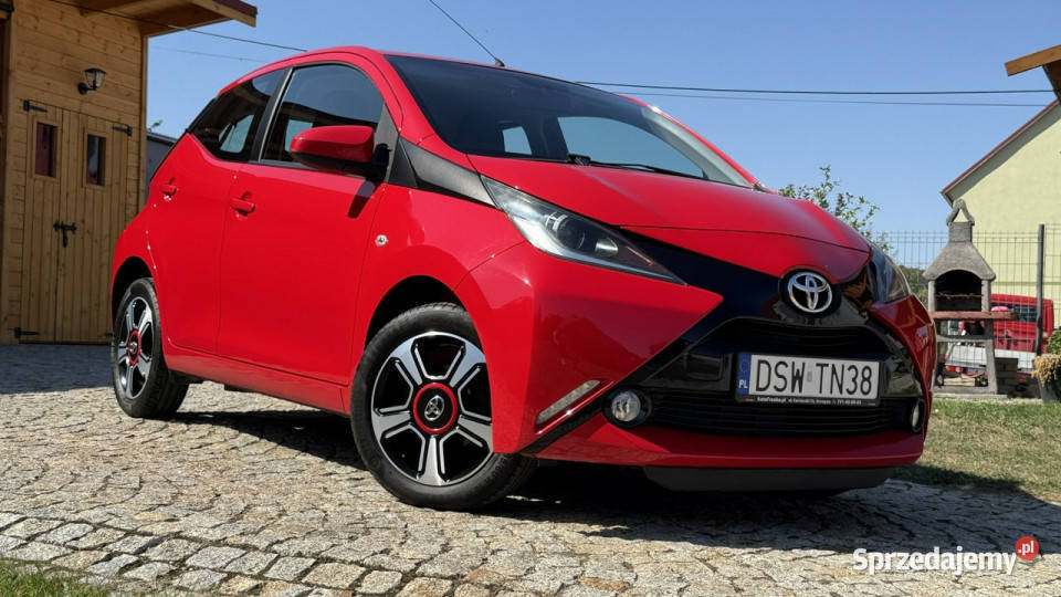 Toyota Aygo 10 Benz 70 z Niemiec KAMERA 5 Drzwi komputer pokładowy Aygo Samochody osobowe Strzegom