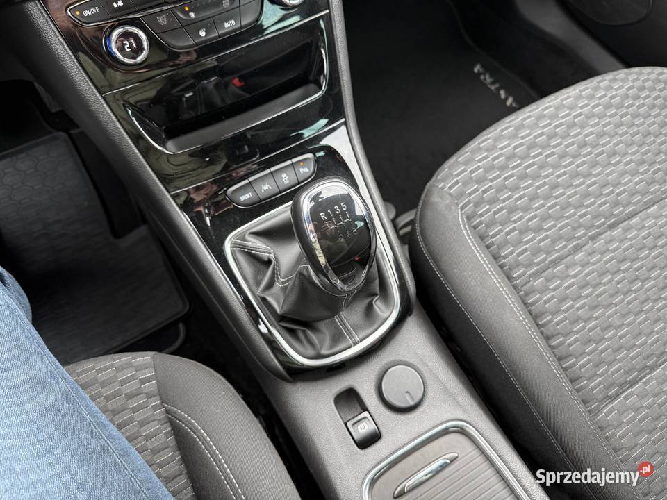 Opel Astra K 14 BENZYNA Nawigacja Kamera Ledy Konin