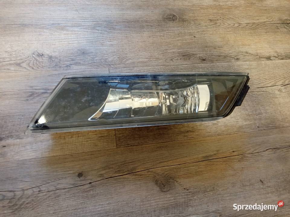 Halogen lewy skoda superb 1524 orginalny Rzeszów sprzedam