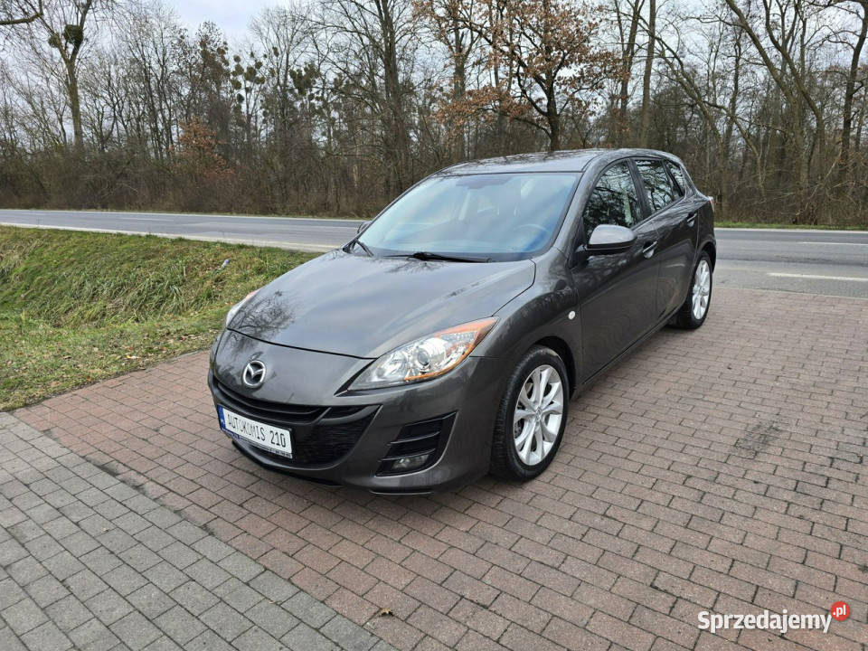 Mazda 3 Mazda 3 16 benzyna 105 KMz oryginalnym immobilizer Cielcza