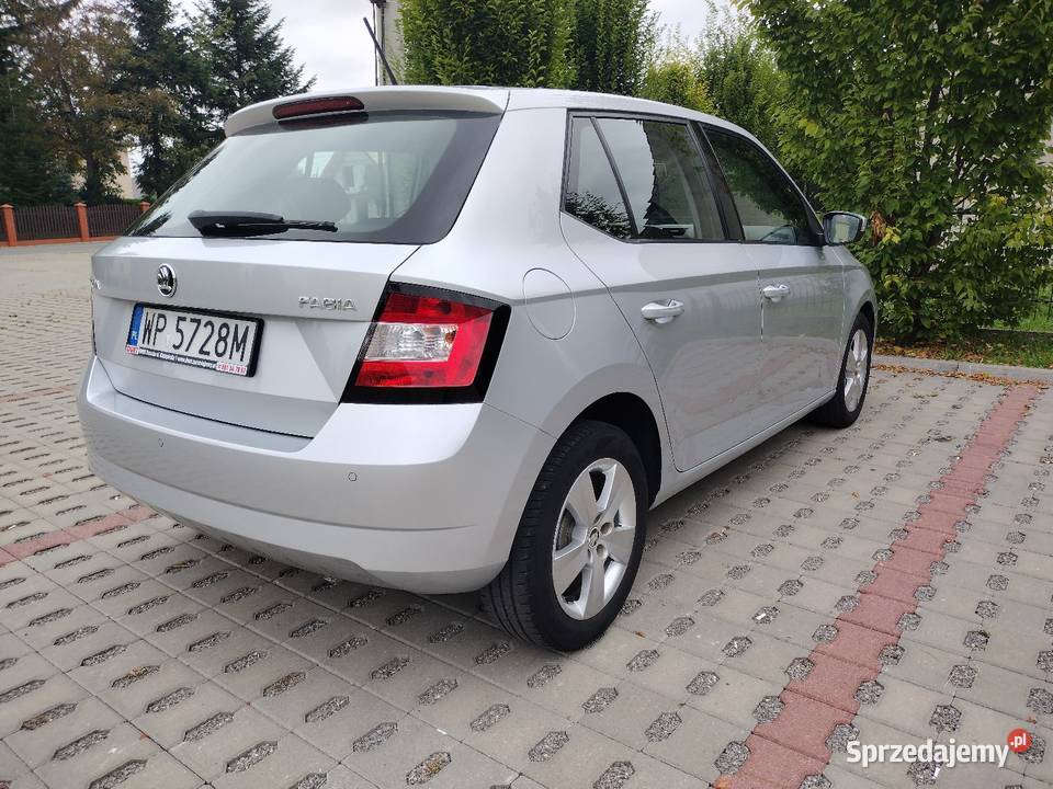 Skoda Fabia 2017 12 benzyna Salon Polska czujnik zmierzchu Rzeszów