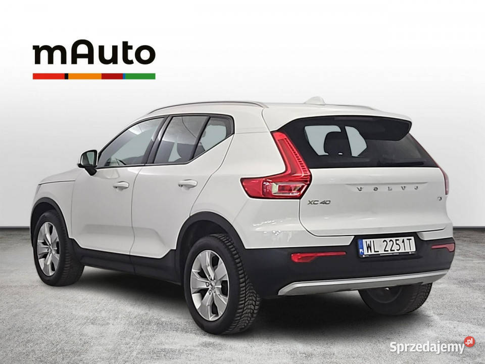 Volvo XC 40 T3 Momentum Pro Z Polskiego Salonu Zarejestrowany w Polsce sprzedam