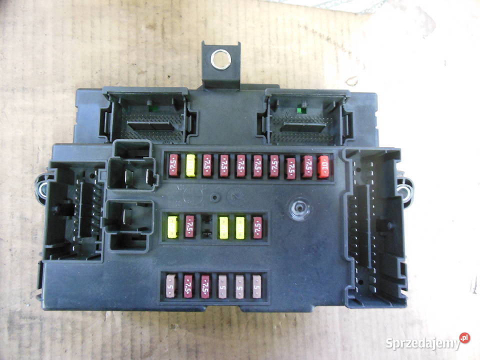46860568 1388706080 KOMPUTER MODUŁ BSI SKRZYNKA Skrzynki bezpieczników Kozy
