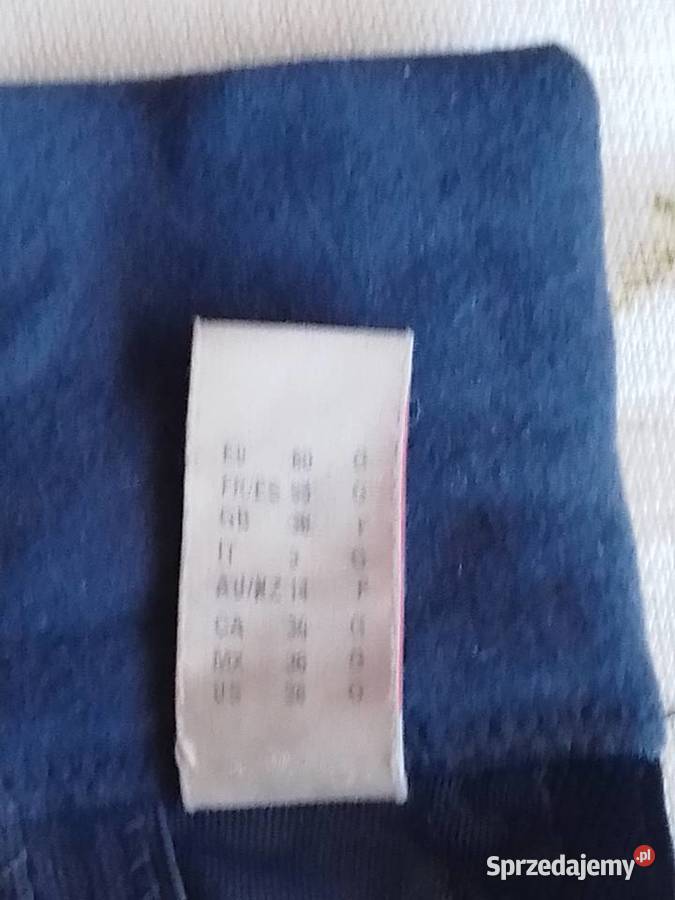 Granatowy biustonosz Triumph GB36FEU 80G Sosnowiec