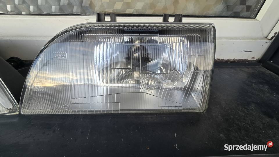 Nowe Lampy FSO POLONEZ CARO ORYGINAŁ KOMPLETNE osobowe Sosnowiec sprzedam