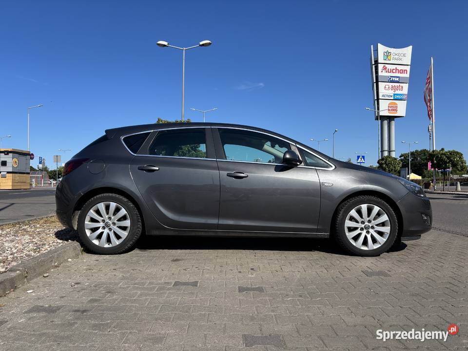 OPEL ASTRA J 16 TURBO 180 20092010r Warszawa sprzedam