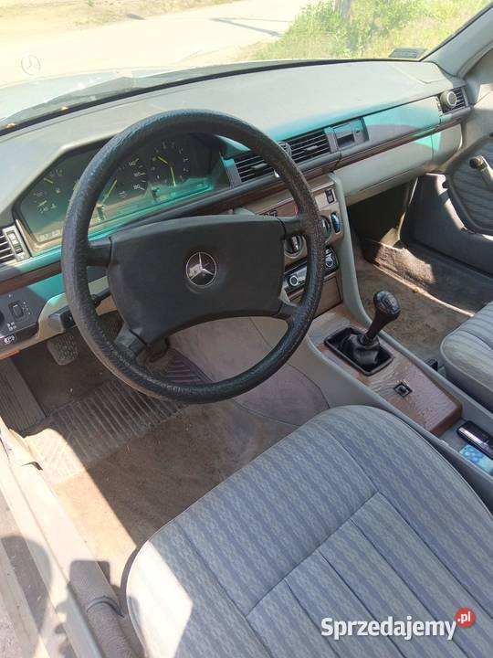 MercedesBenz W124 Radom
