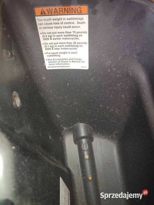 HARLEY KUFRY idealne w kolor OEM 2014