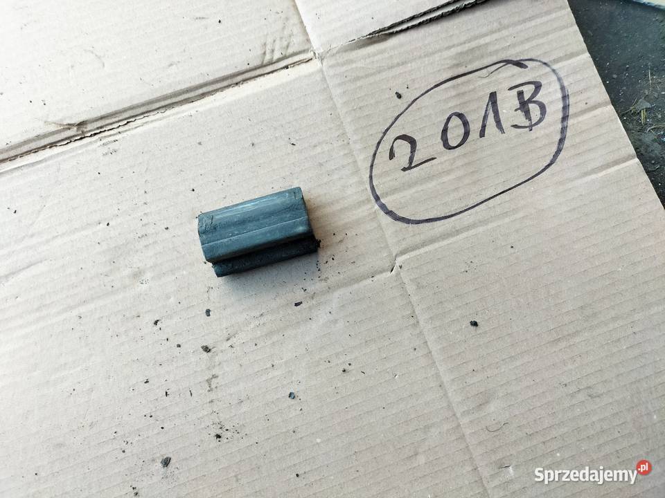 AUDI 80 B4 80B4 ODBÓJ KLAPY MASKI PRAWY Pozostałe Kamień-Kolonia