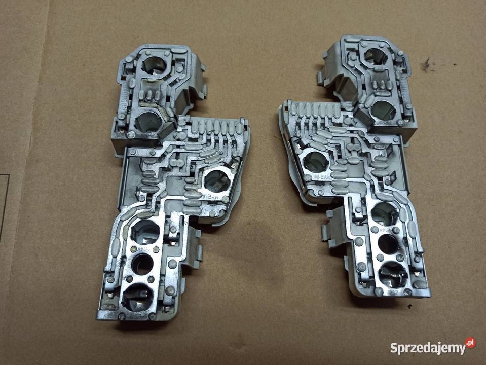 WKŁAD LAMPY Prawy lewy tył VW PASSAT B5 FL SEDAN Lampy tylne Bolesławiec sprzedam