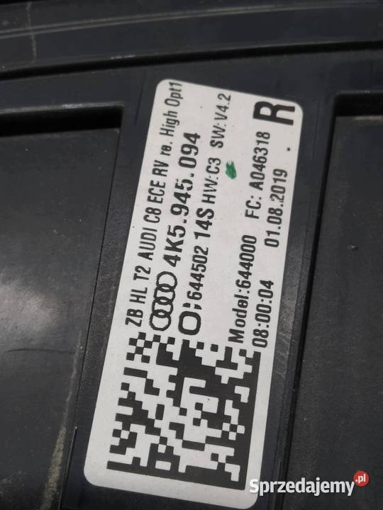 LAMPA TYŁ W KLAPĘ PRAWA KOMBI MATRIX 4K5945094