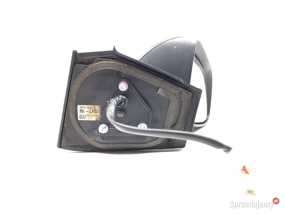 LUSTERKO PRAWY TOYOTA YARIS II Hatchback 0514 Lusterka zewnętrzne Motoryzacja sprzedam