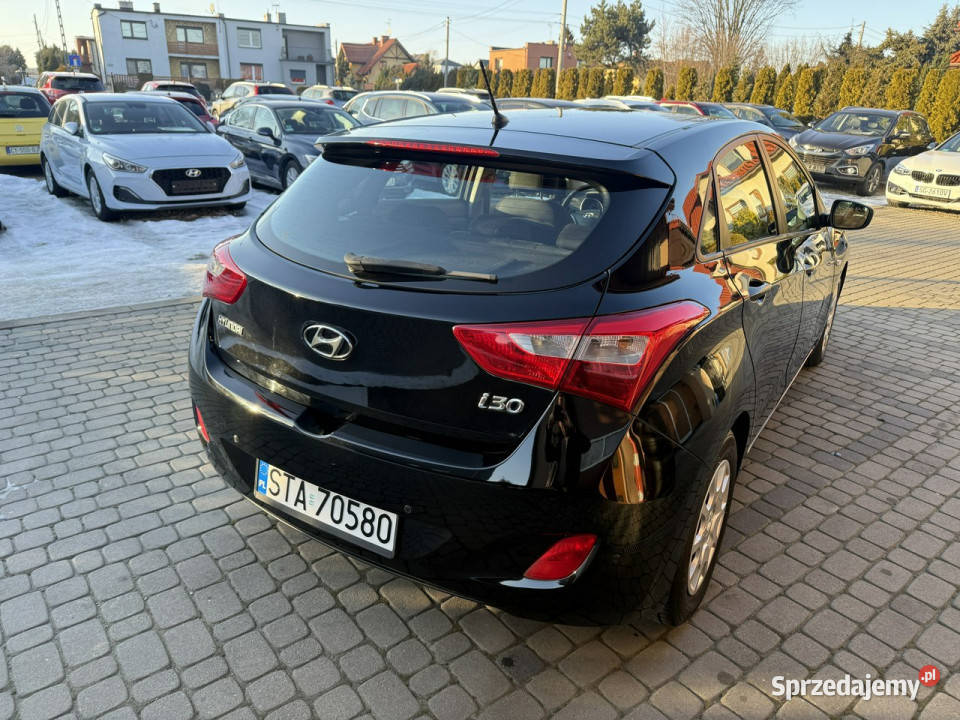 Hyundai i30 14 100 Klima Serwis Koła latozima II 1396cm3 Orzech