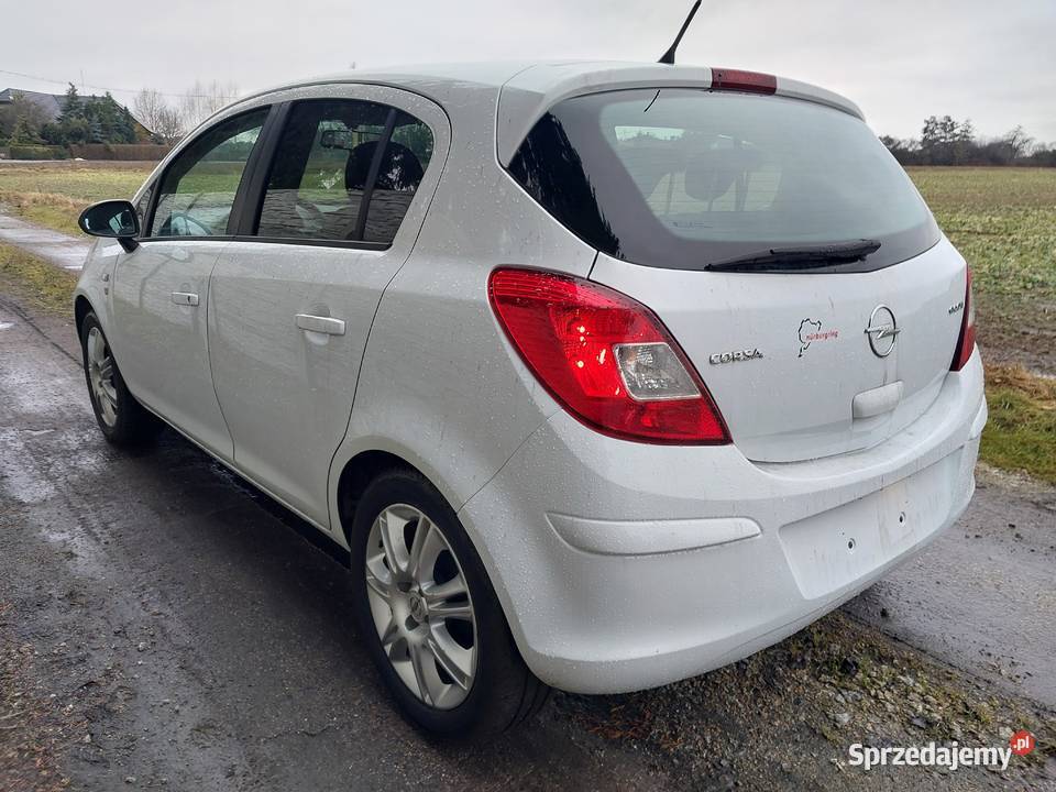 OPEL CORSA D 111EDITION 16V 12L BENZYNA 85 2010R 72646km wielkopolskie Pleszew