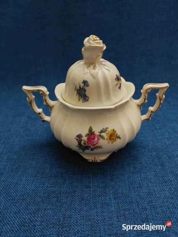 Porcelanowy garnitur do kawy dzbanek mlecznik Porcelana i szkło Skwierzyna