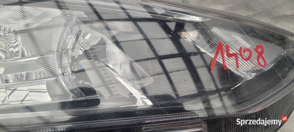 LAMPA PRAWA REFLEKTOR PRAWY FORD FOCUS MK4 18 Ruda Śląska