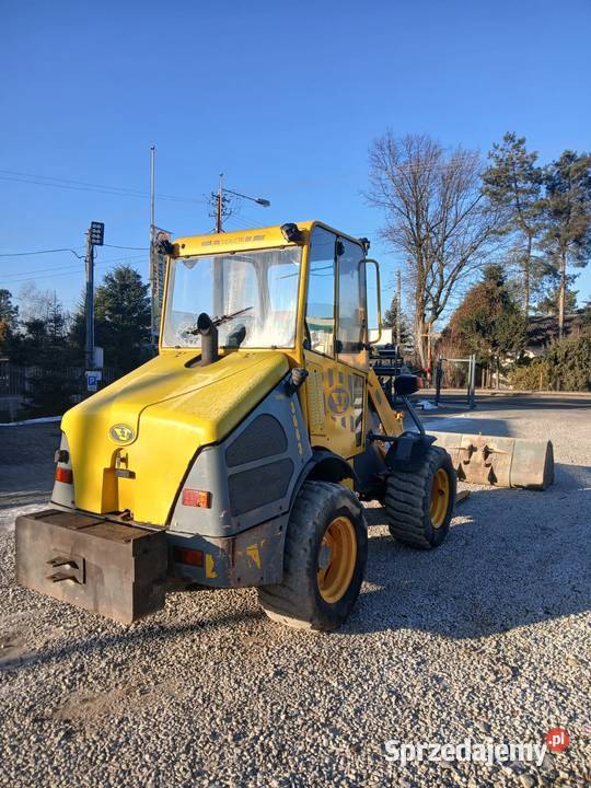 Venieri Ładowarka Venieri kołowa 2003 widły Rok produkcji 2003 Pozostałe Złoczew