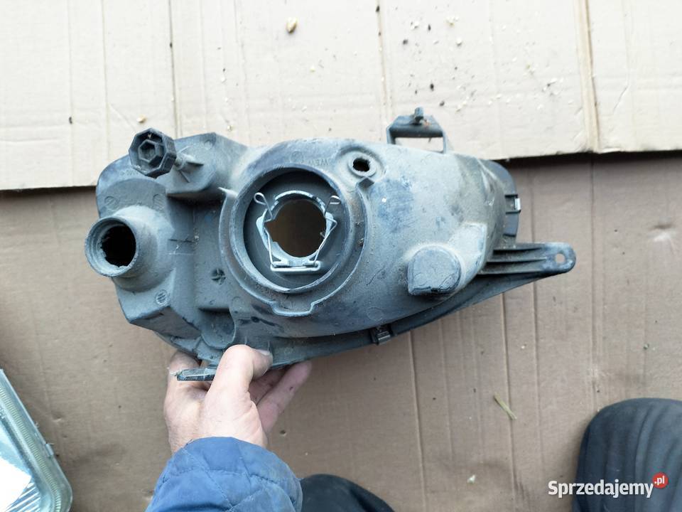 OPEL CORSA B LAMPA PRZÓD PRZEDNIA PRAWA Kamień-Kolonia