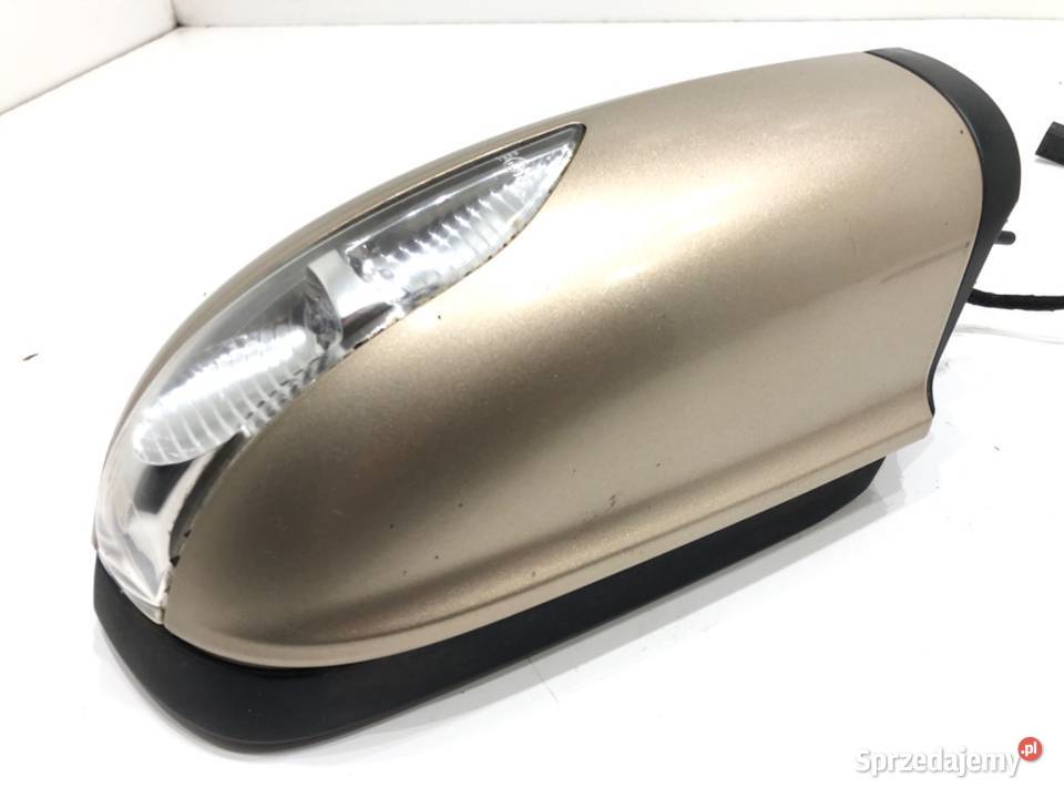 LUSTERKO PRAWY MERCEDES W245 Hatchback 0511