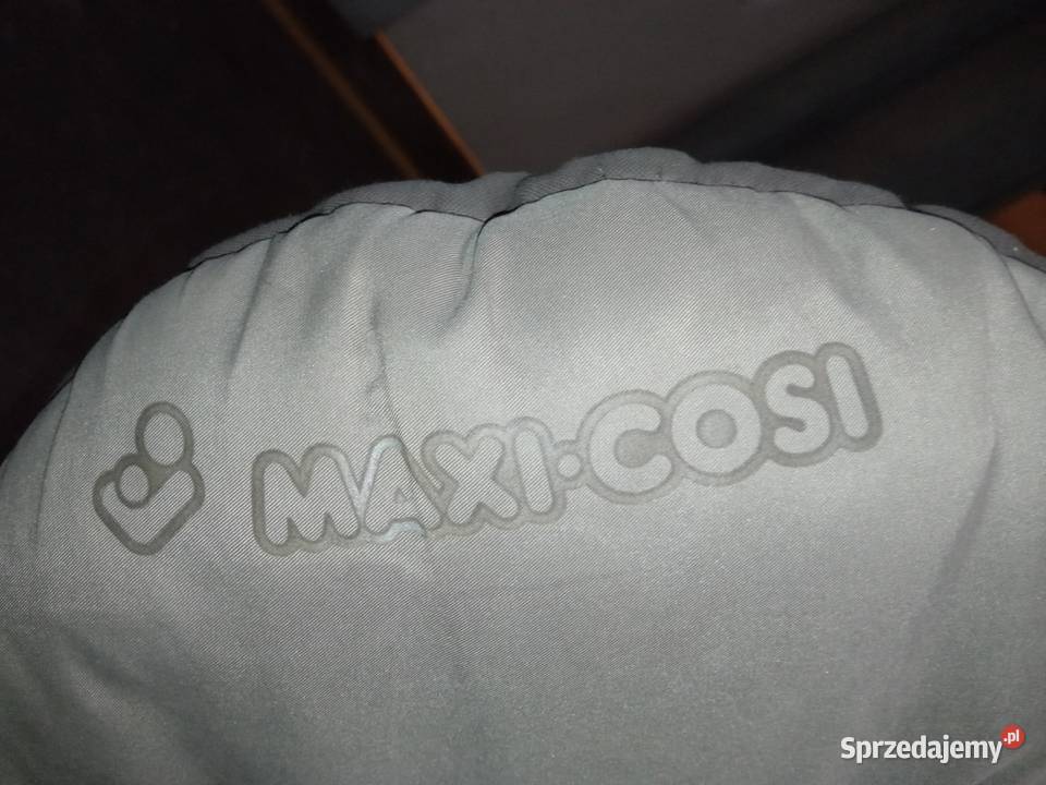 Fotelik samochodowy do przewozu dziecka MAXICOSI Warszawa sprzedam