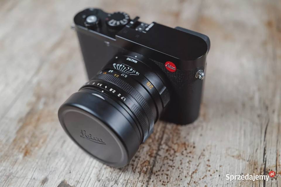 Leica Q3 z oryginalnym uchwytem w pudełku z śląskie Tychy
