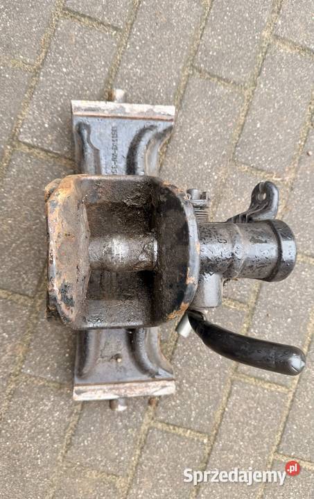 Zaczep automatyczny Sauermann 39 Sworzeń 38mm Godziesze Wielkie