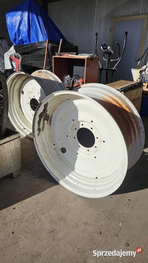 Felgi 16x38 R38 case holland Rolnictwo Trzebisławki