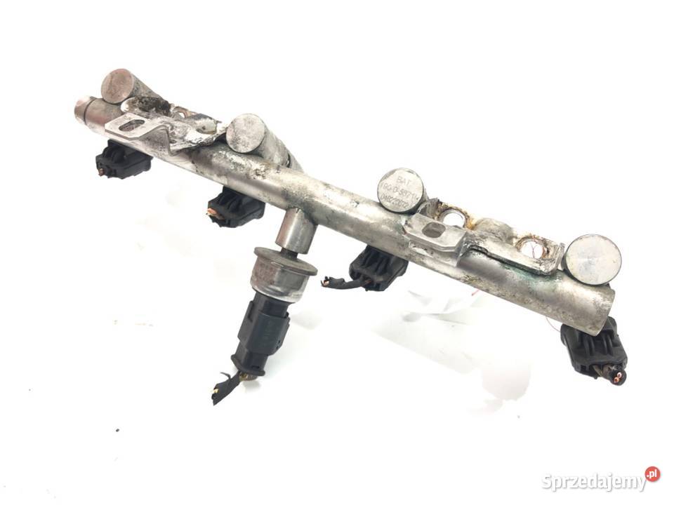 LISTWA WTRYSKOWA PEUGEOT 5008 16 156 Listwy wtryskowe