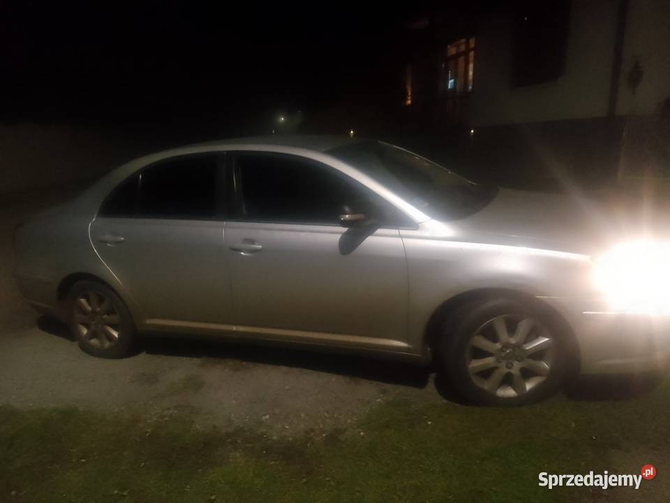 Avensis Toyota diesel samochód osobowy Pińczów sprzedam