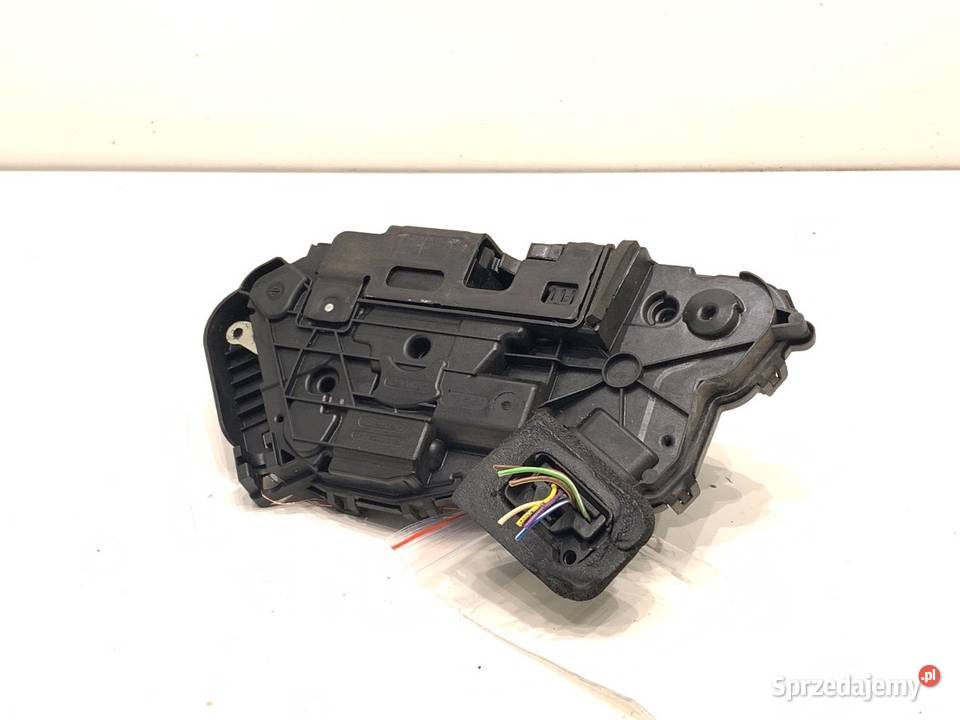 ZAMEK DRZWI LEWY PRZÓD VW TOURAN Minivan