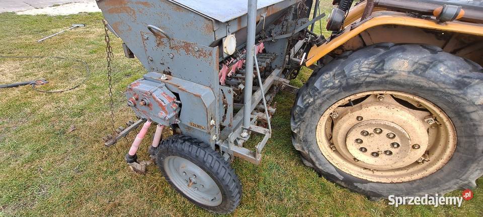 Siewnik poznaniak 3m Siewniki i sadzarki Kościelec-Kolonia