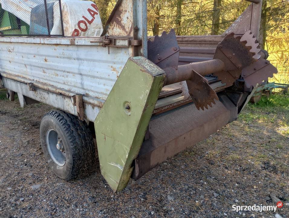 Rozrzutnik obornika jednoosiowy 35 tony brzeg Skała