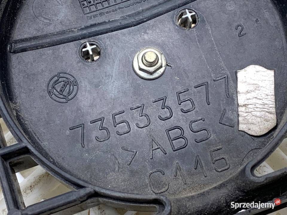 ATRAPA GRILL FIAT GRANDE PUNTO 73533577 osobowe