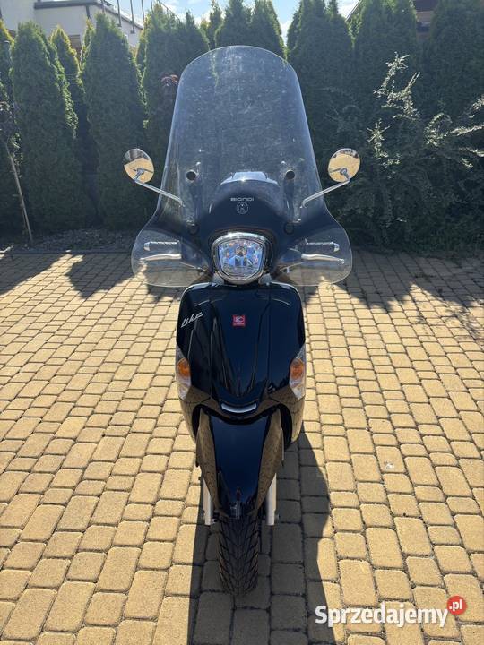 Sprzedam skuter Kymco likę 125 z małym bagażnik