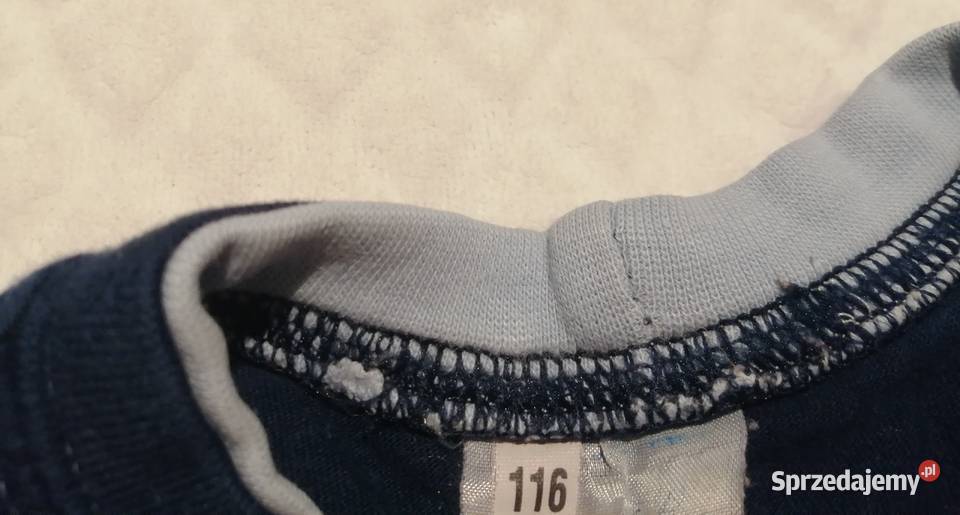 Cienka bluzka chłopięca długi rękaw 116 Wyścigi śląskie Czeladź